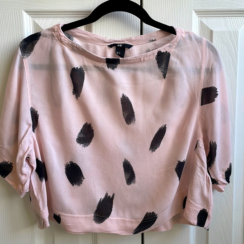 🌟 H&M Cropped Flowy Top - Size 4 - Perfect Condition